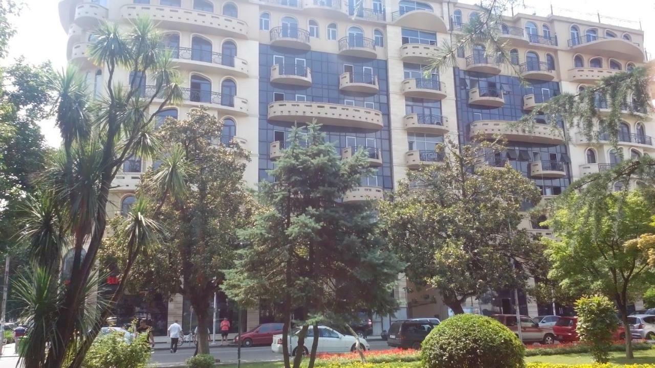 Apartament In The Centre Batumi Ngoại thất bức ảnh